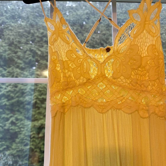 Yellow lace free people dress - Picture 3 of 5